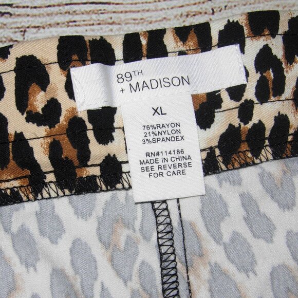 89th & Madison Animal Print Cropped Pull On Pants With Ankle Cut Outs XL - Picture 4 of 5